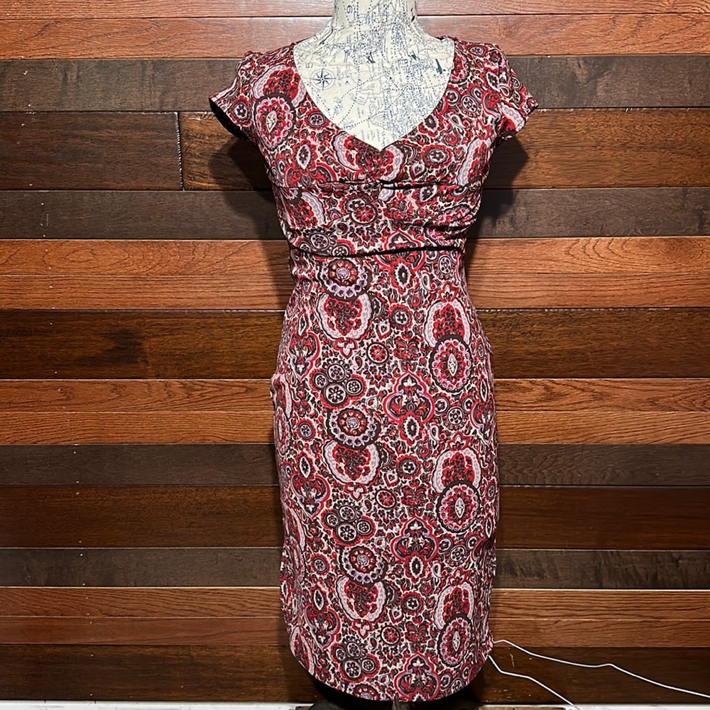 BCBG Max Azria Deep V Neck Short Sleeve Paisley Print Midi Dress